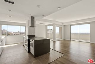 7250 Franklin Avenue 717, Los Angeles, CA 90046