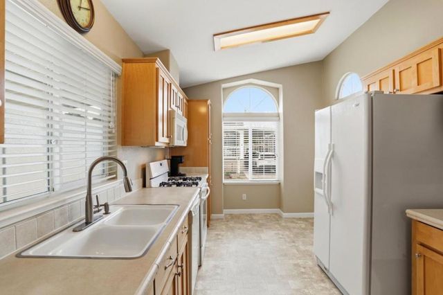 1220 Tasman, Sunnyvale, CA 94089