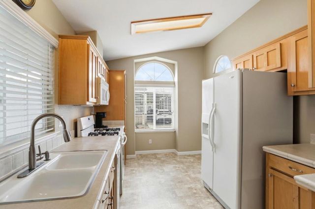 1220 Tasman, Sunnyvale, CA 94089