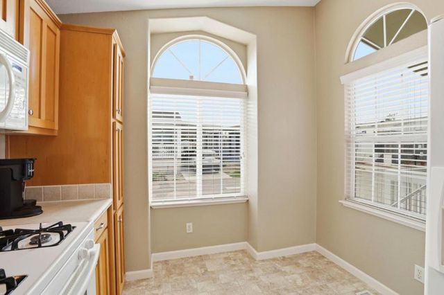 1220 Tasman, Sunnyvale, CA 94089
