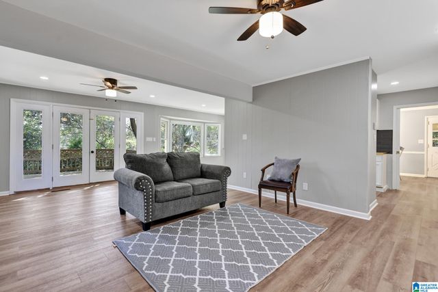 633 CHESTNUT DRIVE, Birmingham, AL 35206