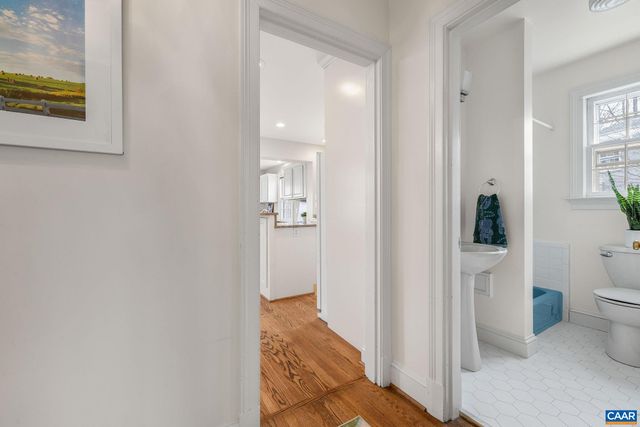 2111 MORRIS RD, Charlottesville, VA 22903