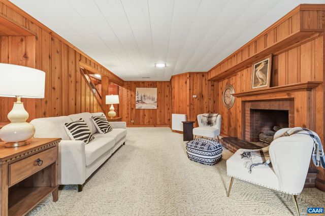 2111 MORRIS RD, Charlottesville, VA 22903