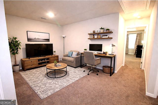 96 Auburn Crossing Drive, Auburn, GA 30011