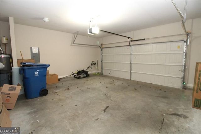 96 Auburn Crossing Drive, Auburn, GA 30011