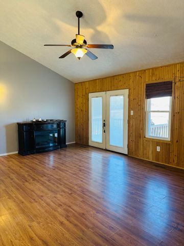 355 Wade Drive, Rogersville, MO 65742