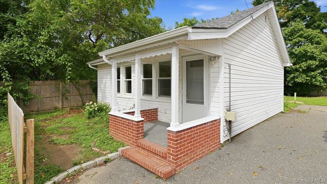 455 Moriches Road Cottage behind main house, Saint James, NY 11780