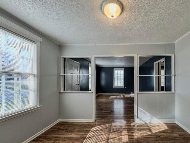 2046 PORTLAND AVE, Memphis, TN 38127