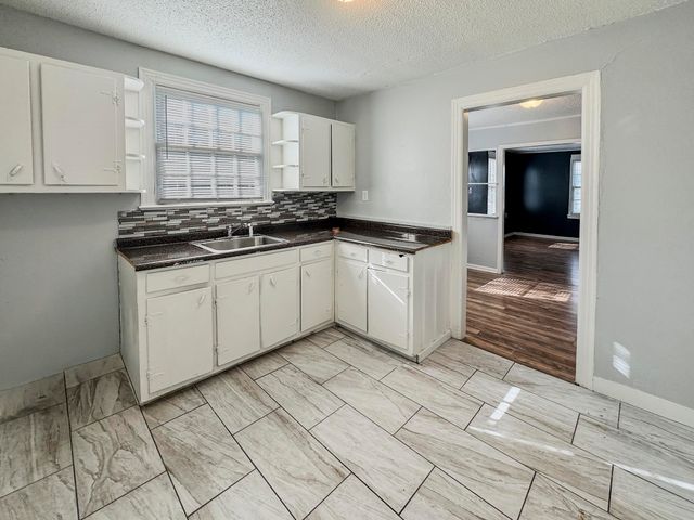 2046 PORTLAND AVE, Memphis, TN 38127