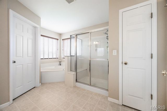 1010 Roan Court, Swansea, IL 62226