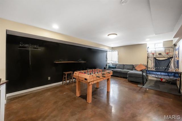 1010 Roan Court, Swansea, IL 62226