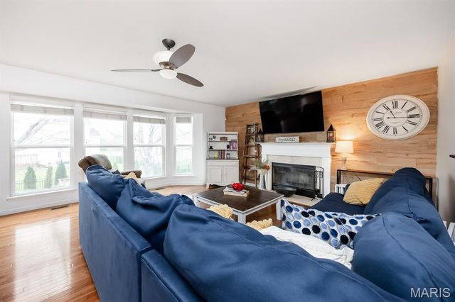 1010 Roan Court, Swansea, IL 62226