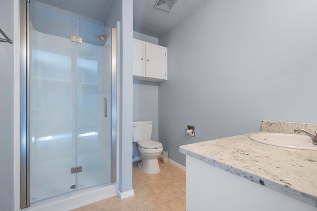 608 W 5th Street, Grove, OK 74344