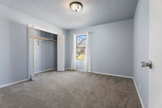 608 W 5th Street, Grove, OK 74344