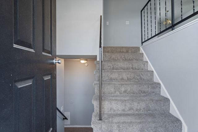 608 W 5th Street, Grove, OK 74344