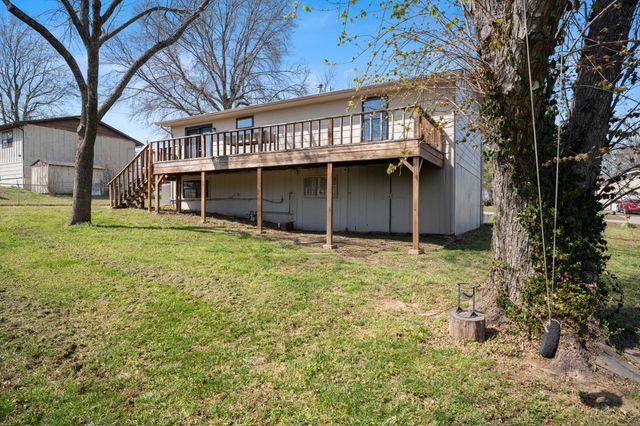 608 W 5th Street, Grove, OK 74344