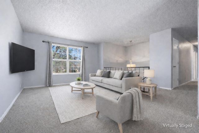 608 W 5th Street, Grove, OK 74344