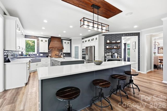 638 Reliance Court, Tega Cay, SC 29708