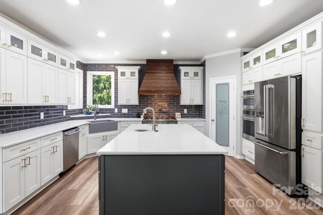 638 Reliance Court, Tega Cay, SC 29708