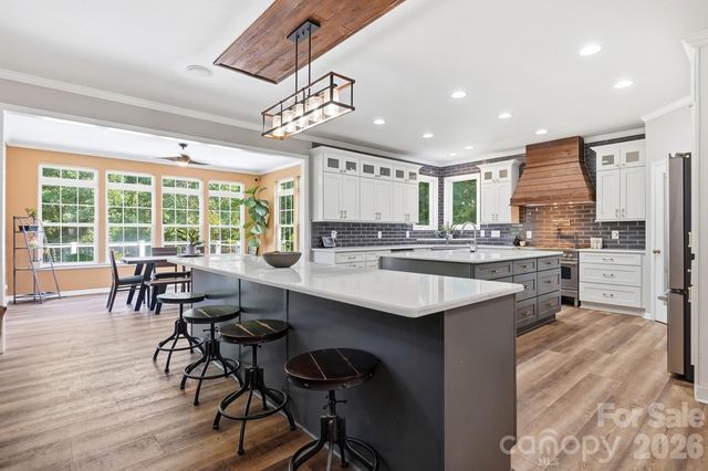 638 Reliance Court, Tega Cay, SC 29708