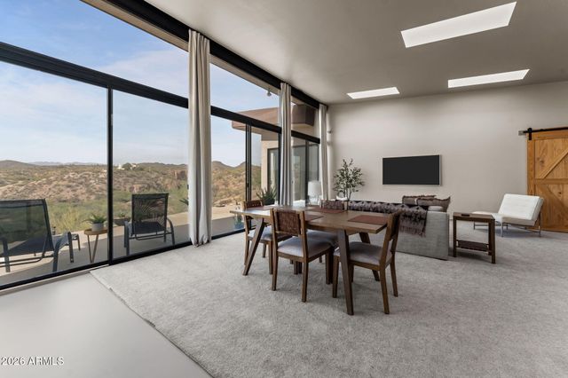 37455 S RINCON Road, Wickenburg, AZ 85390