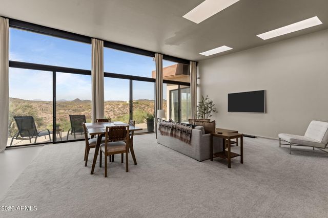 37455 S RINCON Road, Wickenburg, AZ 85390