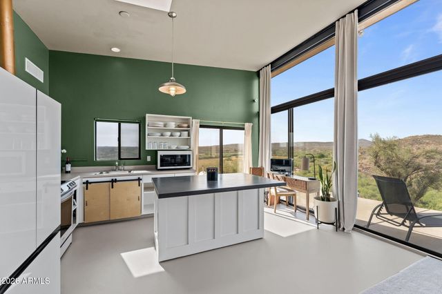 37455 S RINCON Road, Wickenburg, AZ 85390