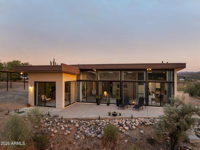 37455 S RINCON Road, Wickenburg, AZ 85390