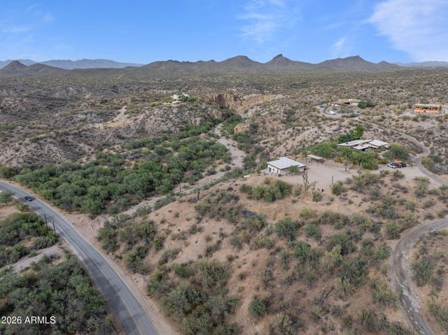 37455 S RINCON Road, Wickenburg, AZ 85390