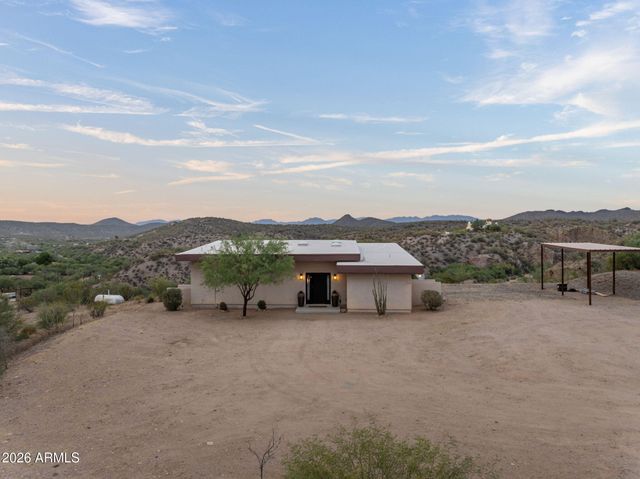 37455 S RINCON Road, Wickenburg, AZ 85390