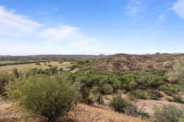 37455 S RINCON Road, Wickenburg, AZ 85390