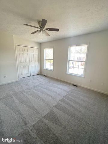 9906 WARWICK PL, Fredericksburg, VA 22408