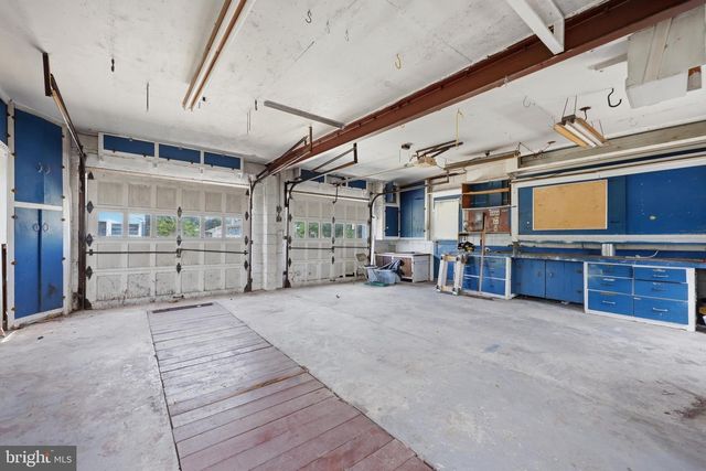 809 E OAK ST E, Millville, NJ 08332