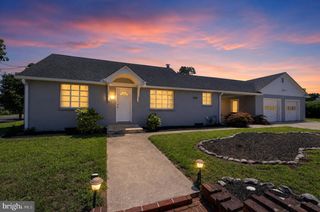 809 E OAK ST E, Millville, NJ 08332