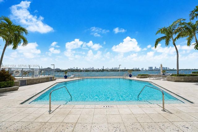 800 West Avenue 917, Miami Beach, FL 33139