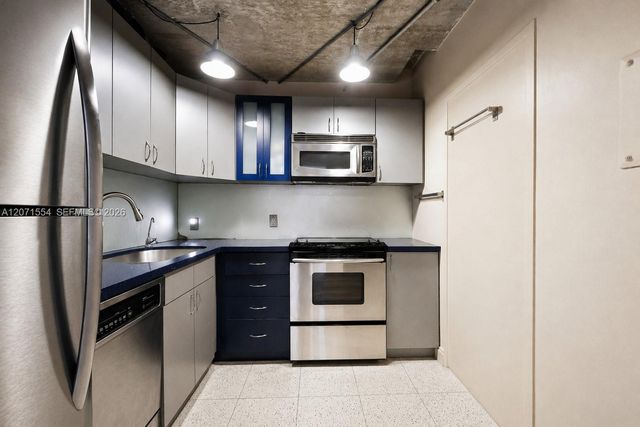800 West Avenue 917, Miami Beach, FL 33139