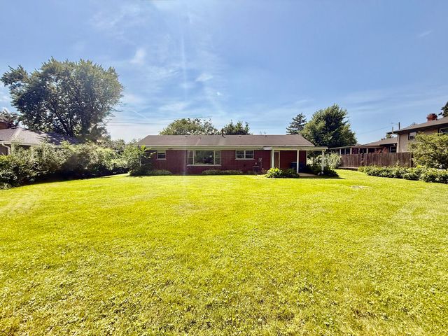 4707 Fairview Avenue, Downers Grove, IL 60515