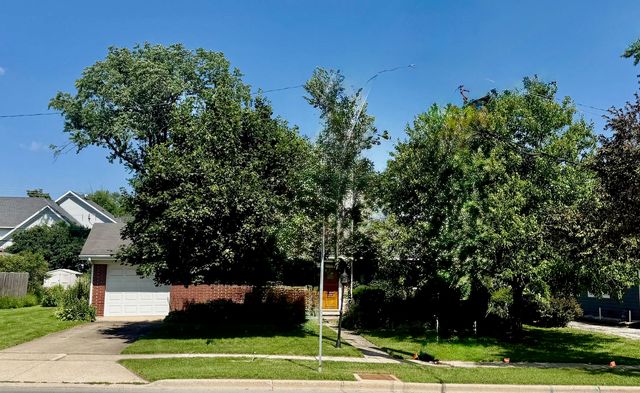 4707 Fairview Avenue, Downers Grove, IL 60515