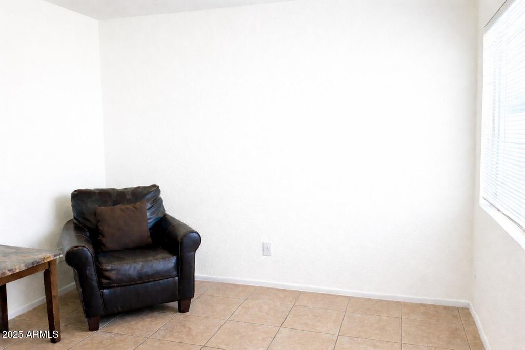 8939 N 8TH Street, Phoenix, AZ 85020 — photo 4