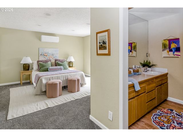 11908 Se 56TH Ave, Milwaukie, OR 97222