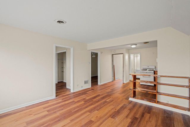 416 Marquette AVENUE, South Milwaukee, WI 53172