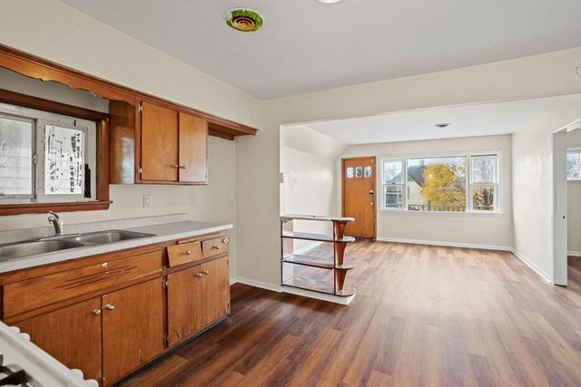 416 Marquette AVENUE, South Milwaukee, WI 53172