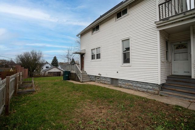 416 Marquette AVENUE, South Milwaukee, WI 53172