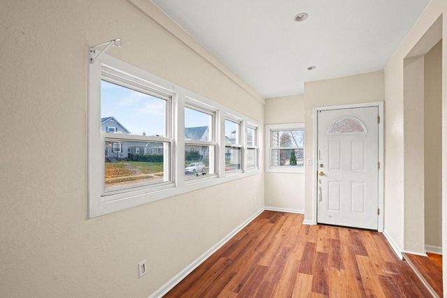 416 Marquette AVENUE, South Milwaukee, WI 53172