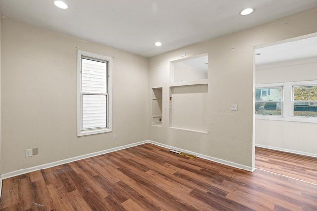 416 Marquette AVENUE, South Milwaukee, WI 53172