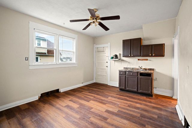 416 Marquette AVENUE, South Milwaukee, WI 53172