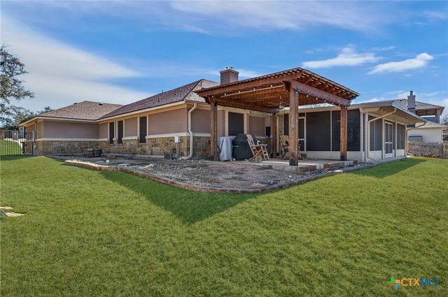 2068 Pirtle Drive, Salado, TX 76571