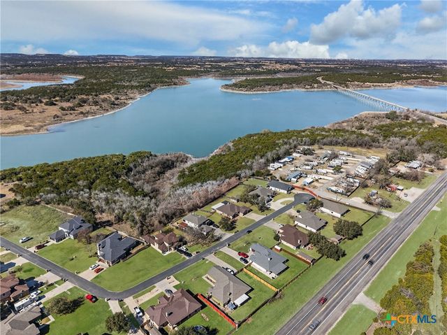 2068 Pirtle Drive, Salado, TX 76571