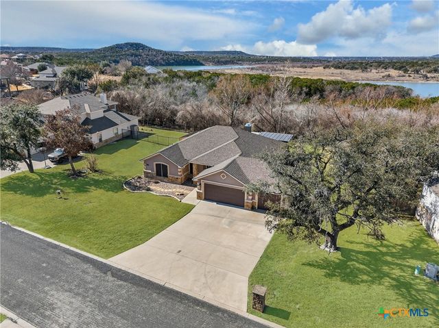 2068 Pirtle Drive, Salado, TX 76571