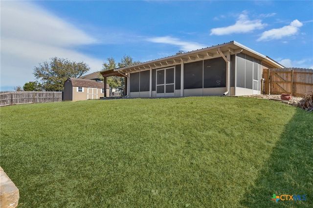 2068 Pirtle Drive, Salado, TX 76571